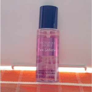 Pure Seduction body mist by Victoria‘s Secret